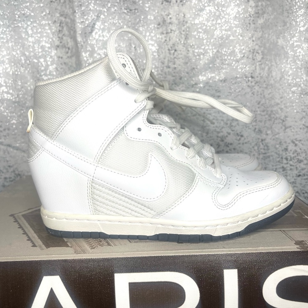 Nike Dunk Sky High Mesh Leather Wedge Sneaker 644877-101 - Size 5.5, White